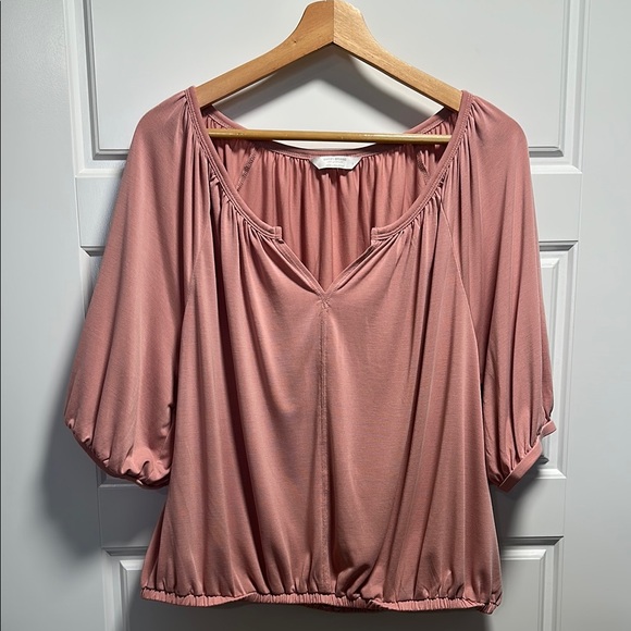 Off-Shoulder Top - Picture 1 of 2